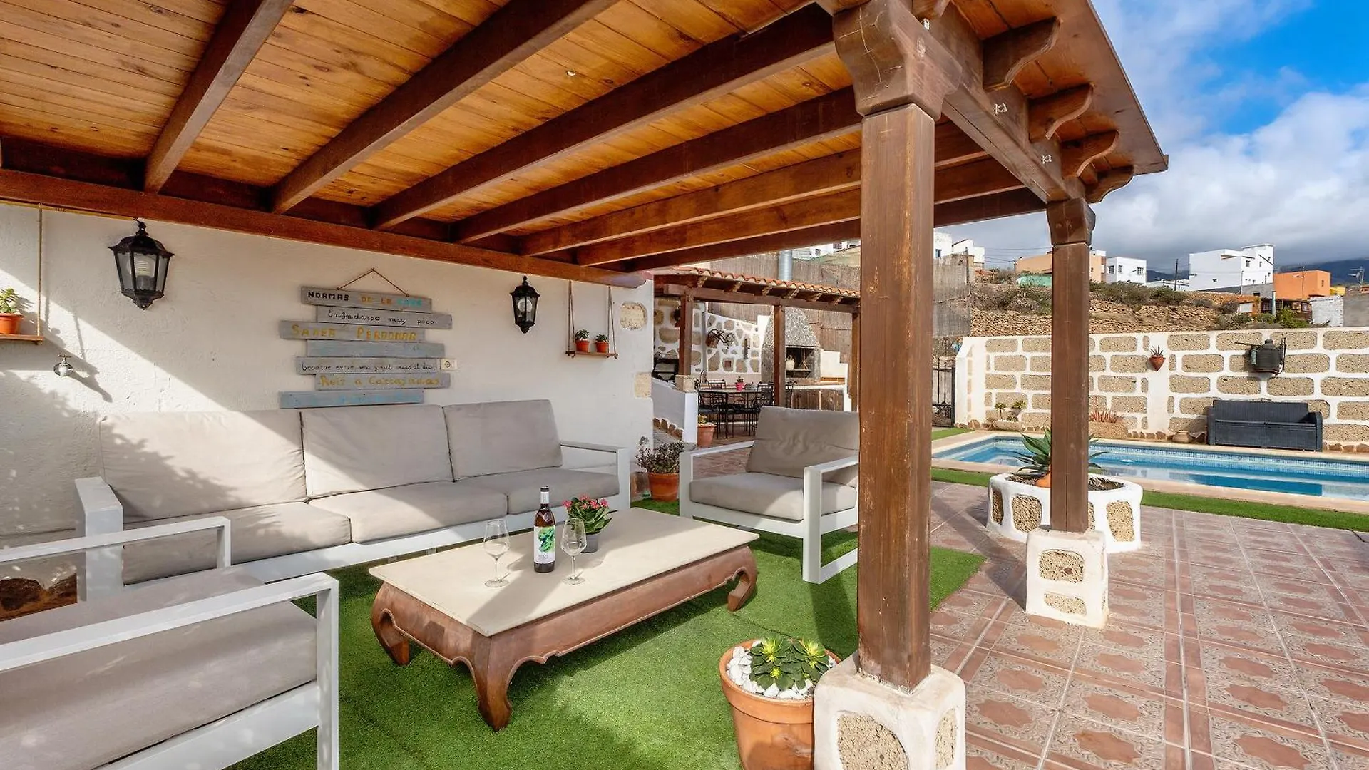 Casa Elvira Villa Chimiche