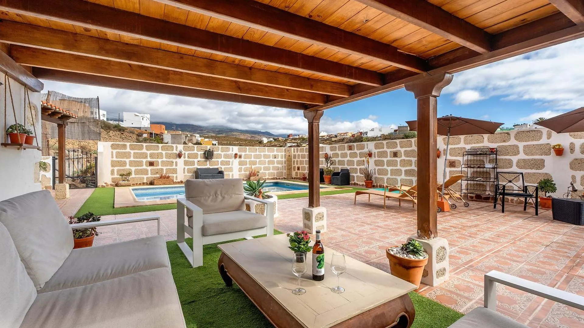 Casa Elvira Villa Chimiche